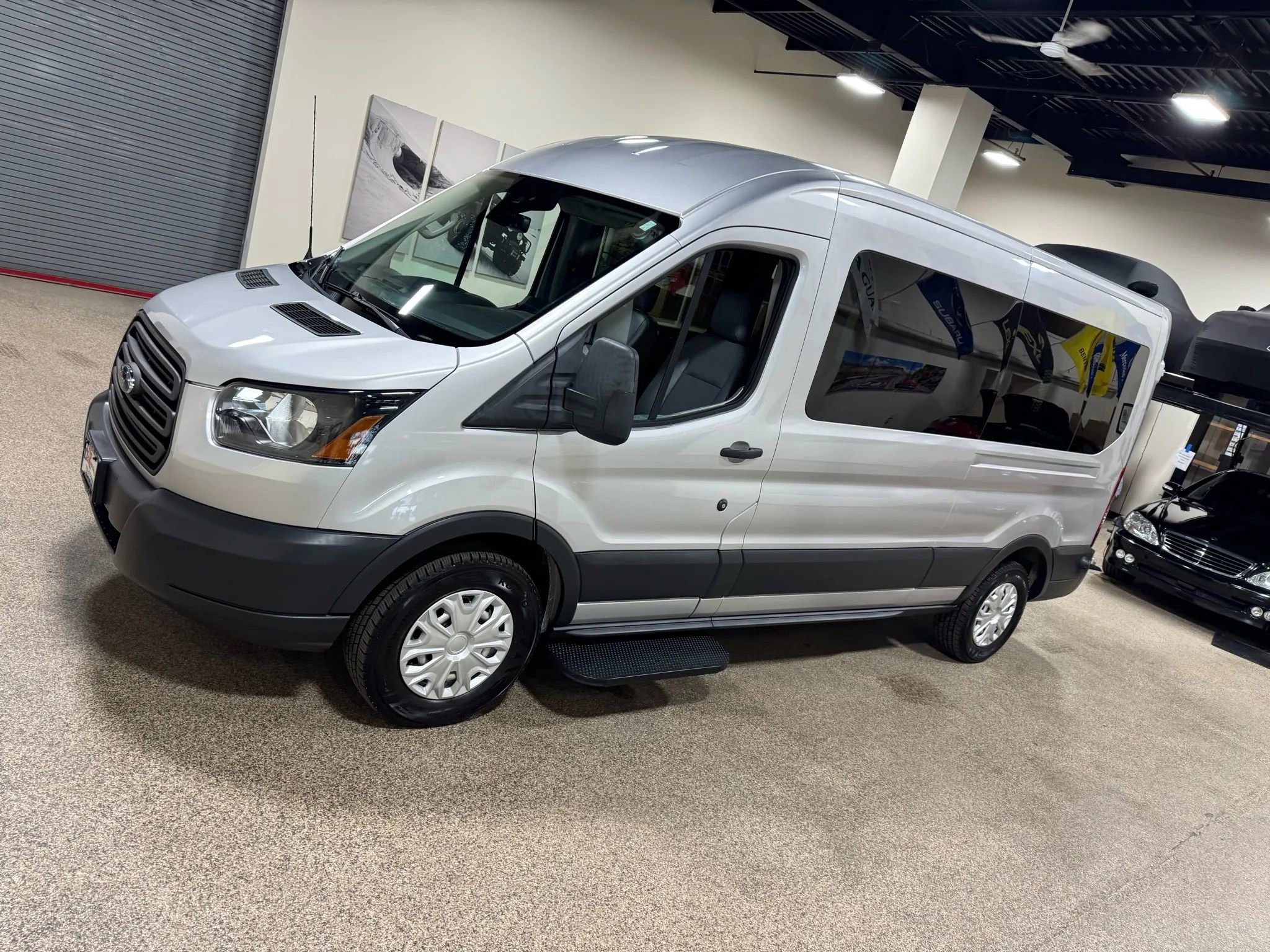 Used 2018 Ford Transit 250 148 Medium Roof image 10