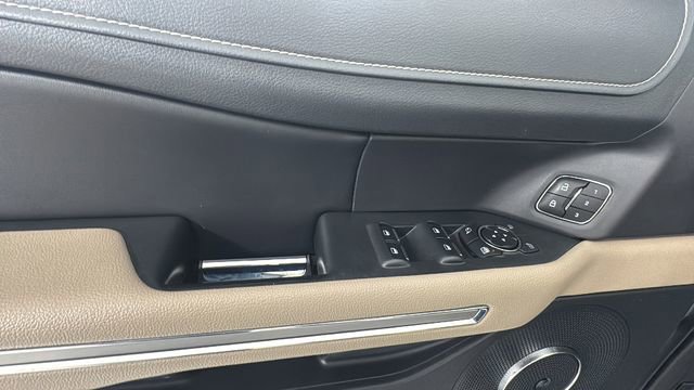 Used 2024 Ford Expedition Limited image 20