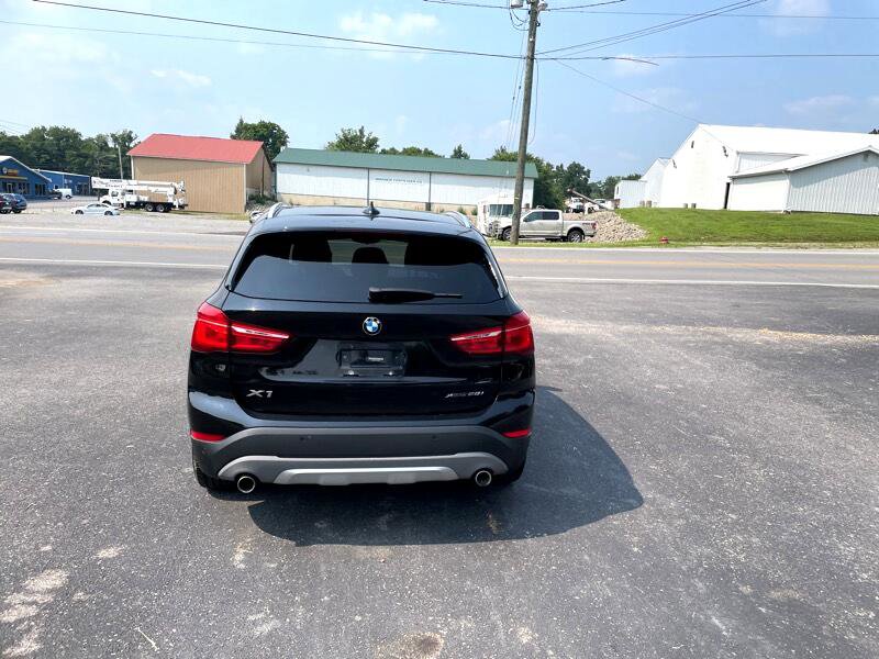 Used 2018 BMW X1 xDrive28i image 4