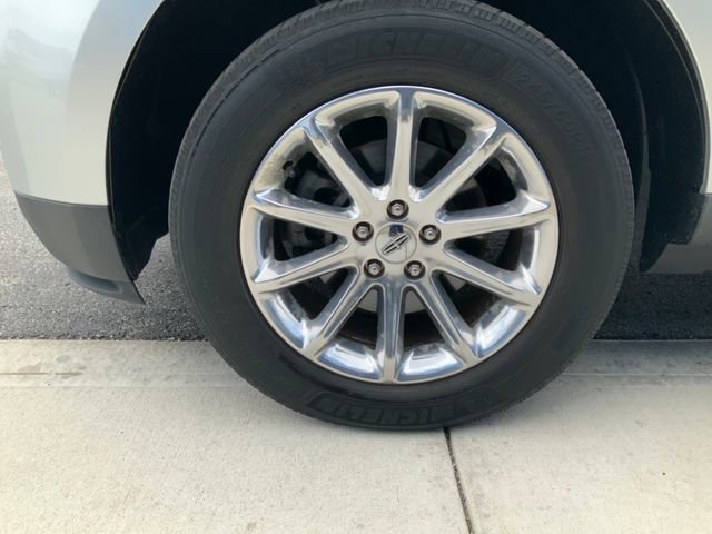 Used 2014 Lincoln MKX AWD w/ Equipment Group 101A image 10