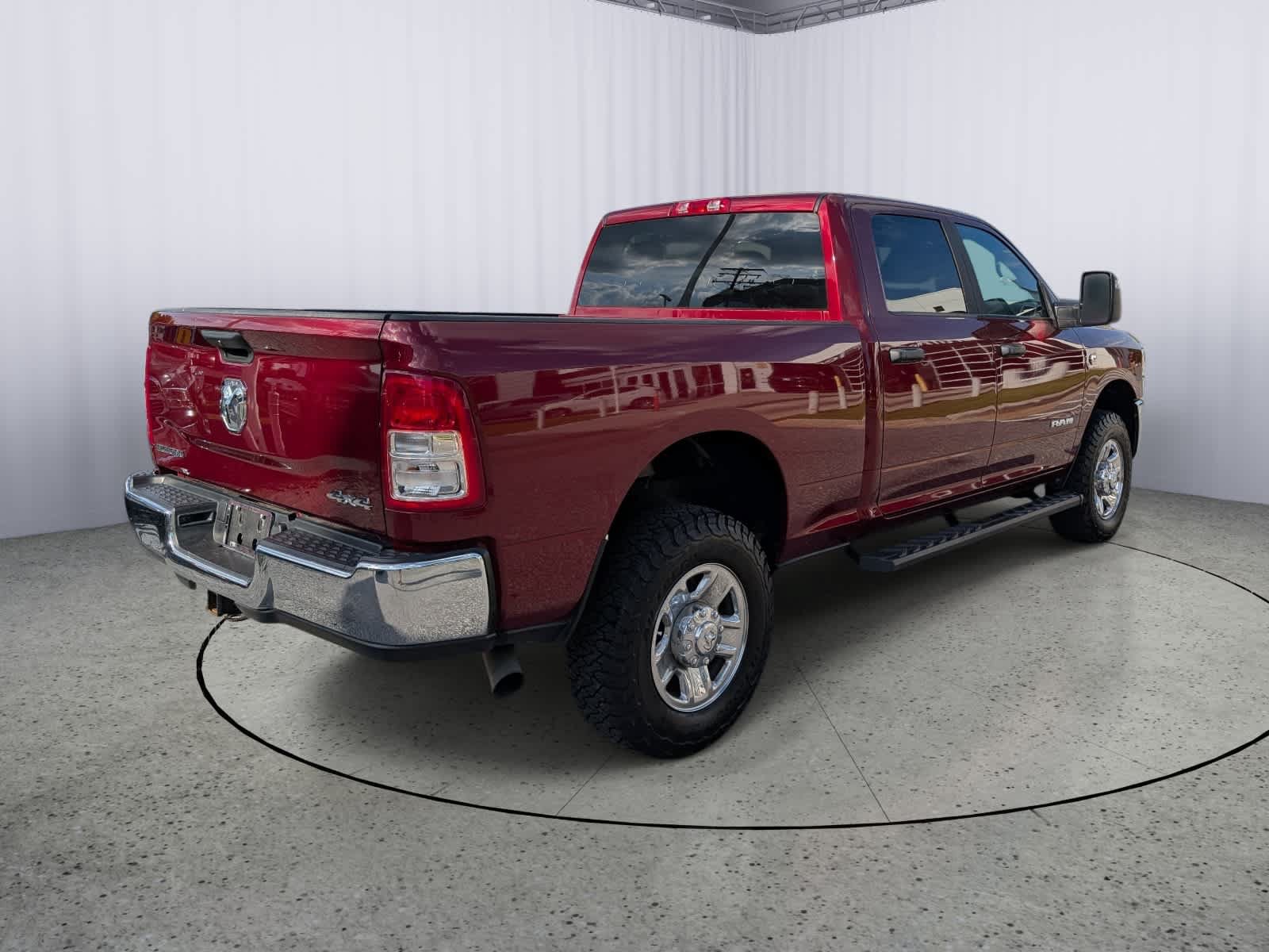 Used 2024 RAM 2500 Big Horn AWD/4WD image 3