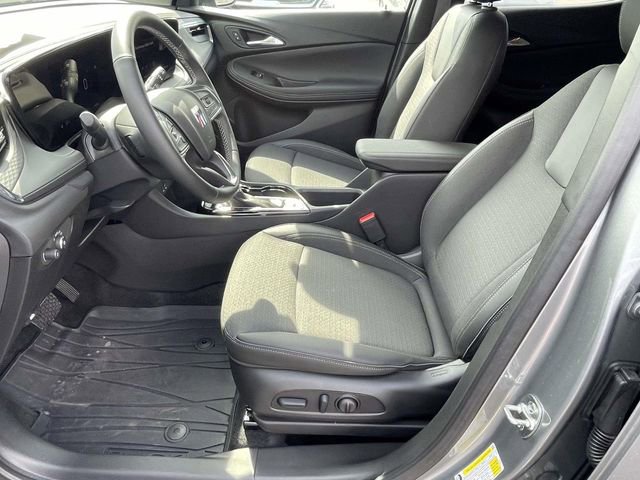 Certified 2025 Buick Encore GX Preferred w/ Comfort Package FWD image 12
