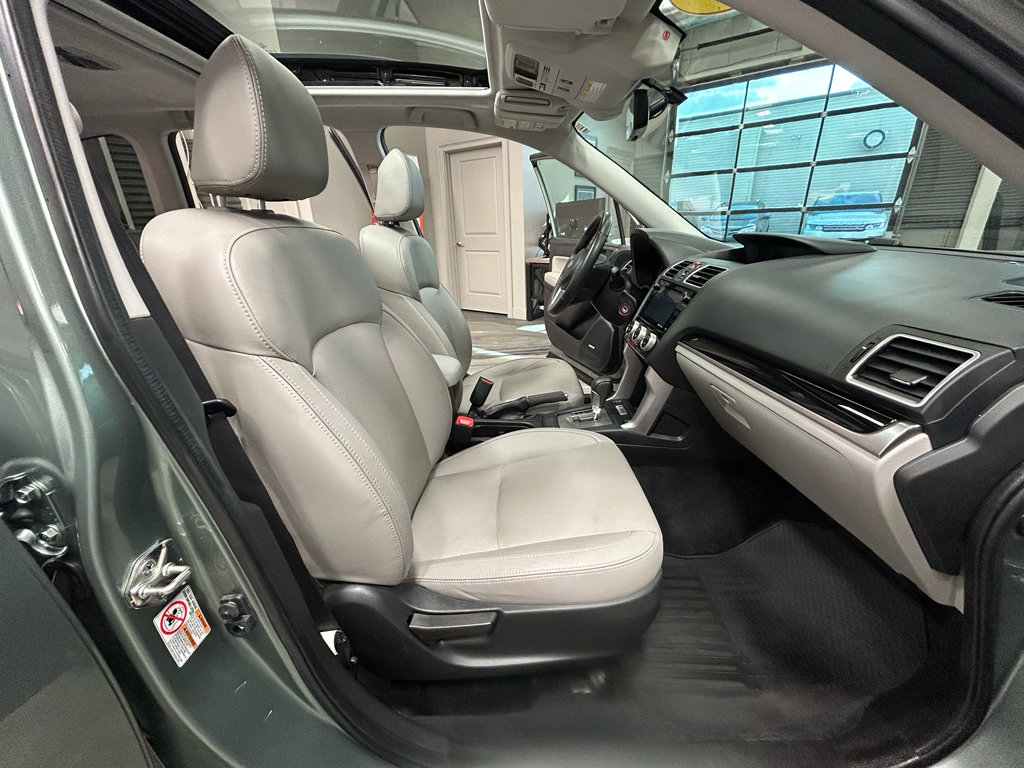 Used 2017 Subaru Forester 2.5i Limited AWD/4WD image 42