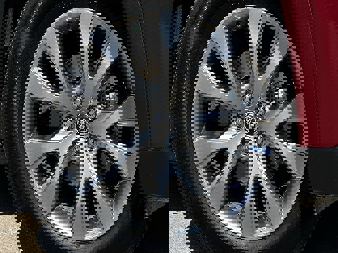 Used 2025 Toyota Grand Highlander FWD image 30