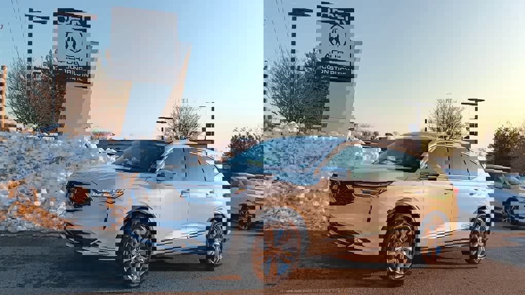 Used 2023 Acura MDX SH-AWD image 1