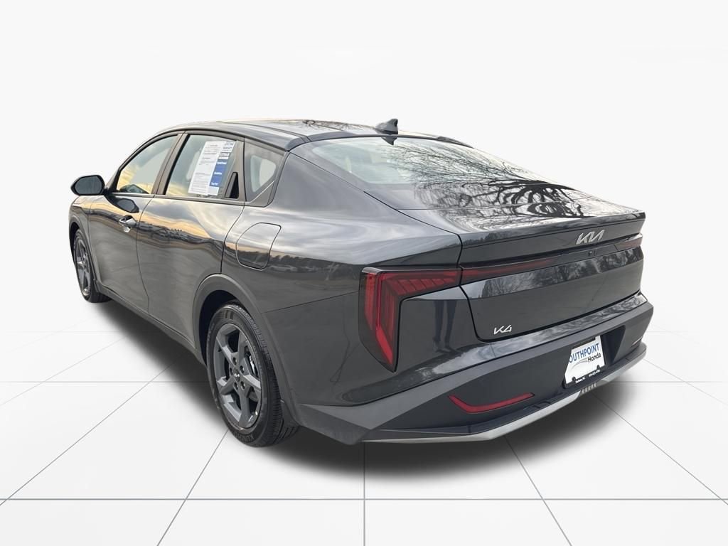 Used 2025 Kia K4 LXS image 6