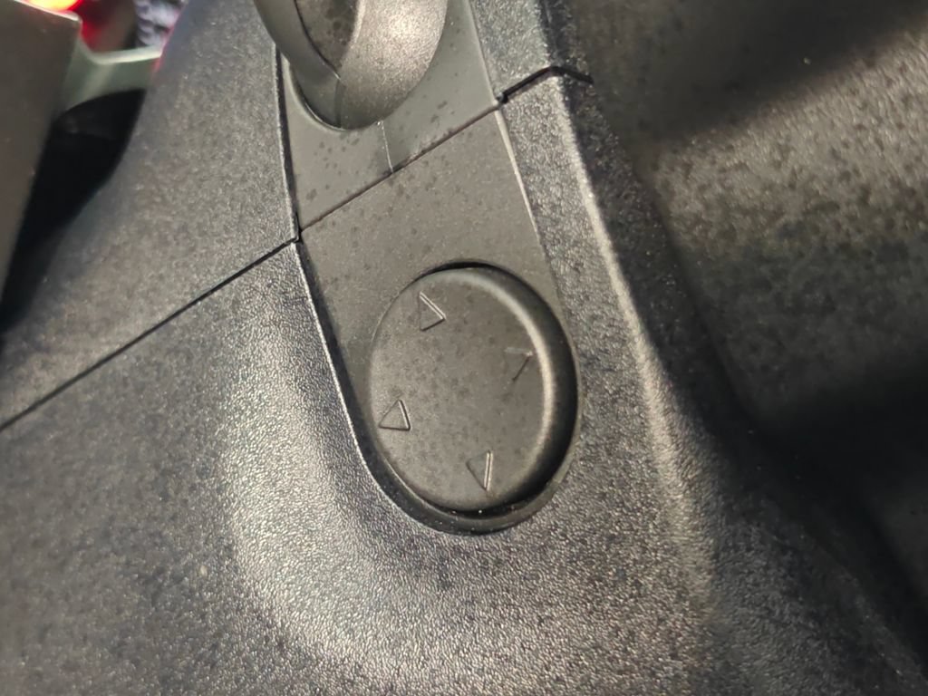 Used 2019 Ford Edge ST w/ Cold Weather Package AWD/4WD image 15