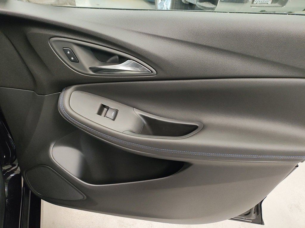 New 2026 Buick Encore GX Sport Touring w/ Advanced Technology Package image 9