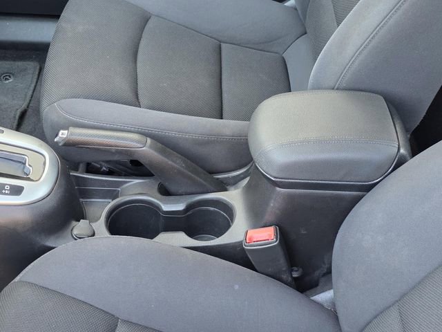 Used 2016 Chevrolet Cruze LT FWD image 8