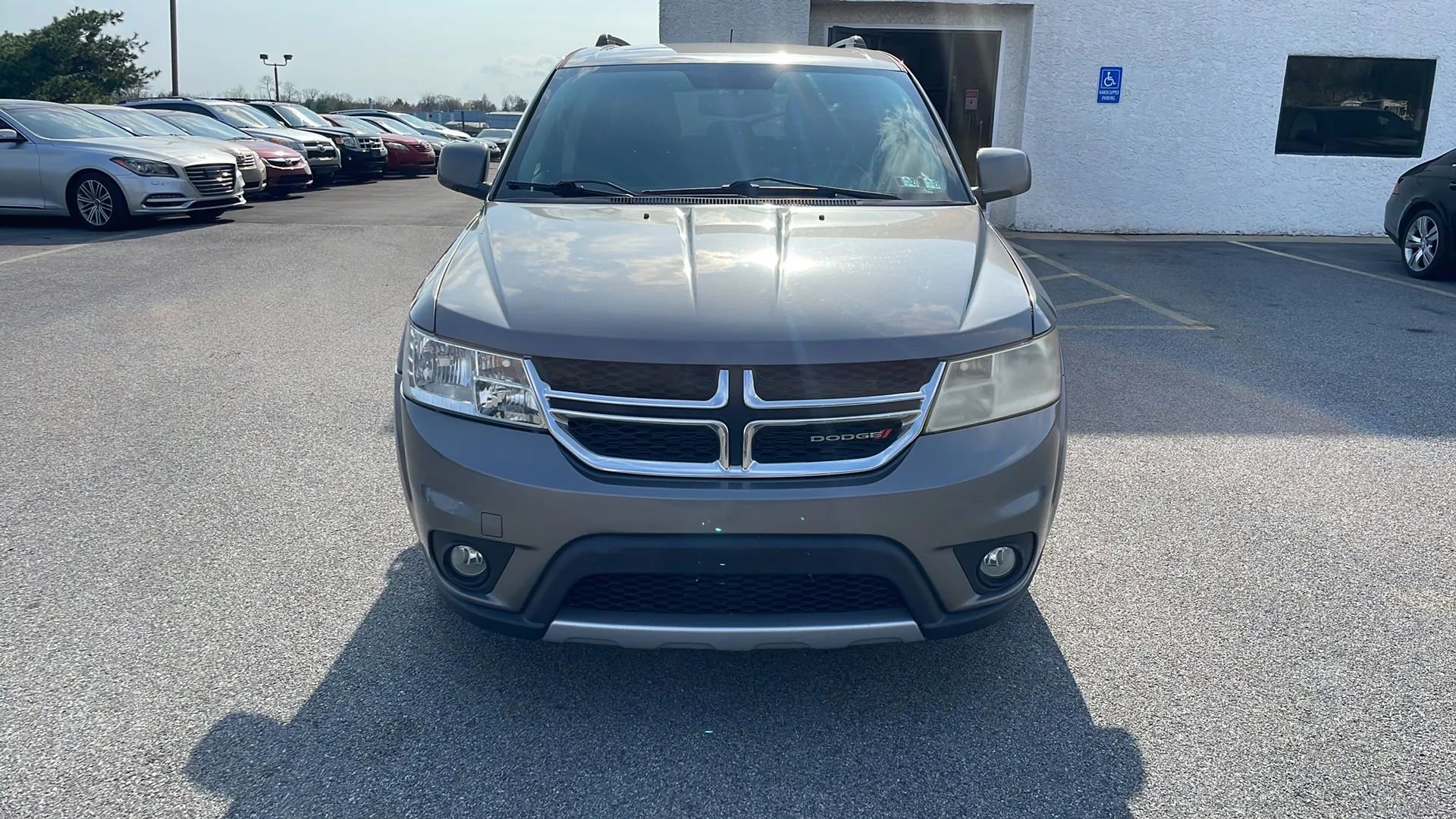 Used 2012 Dodge Journey SXT w/ Flexible Seating Group image 9
