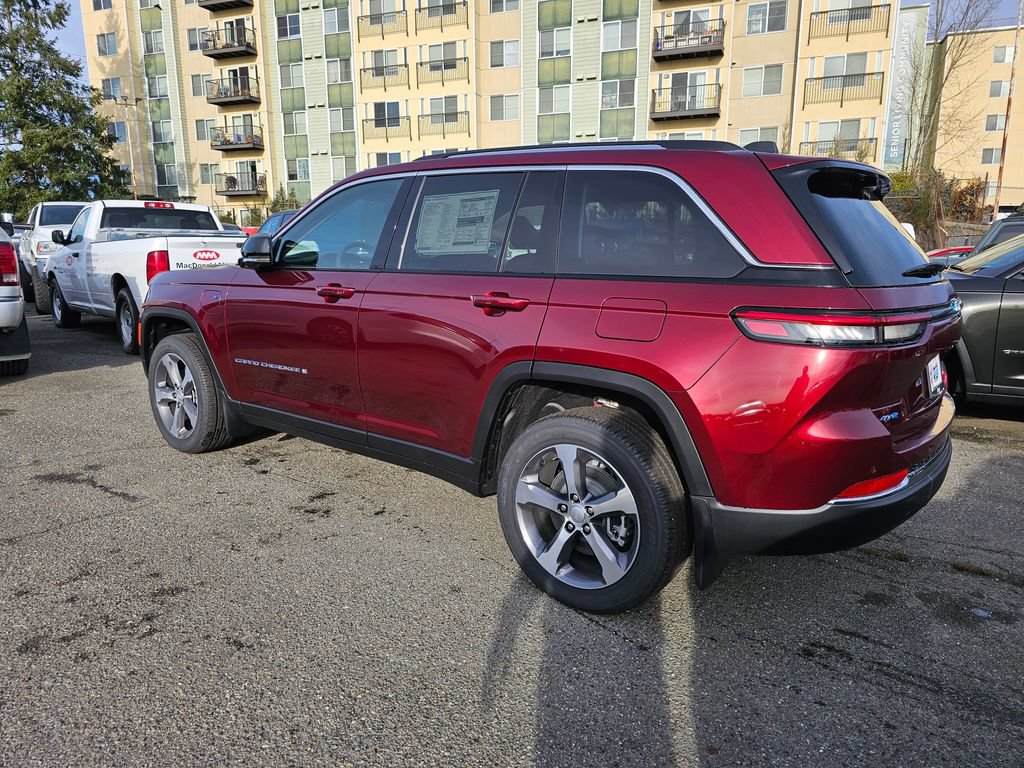 New 2024 Jeep Grand Cherokee Limited 4xe w/ Luxury Tech Group II AWD/4WD image 6