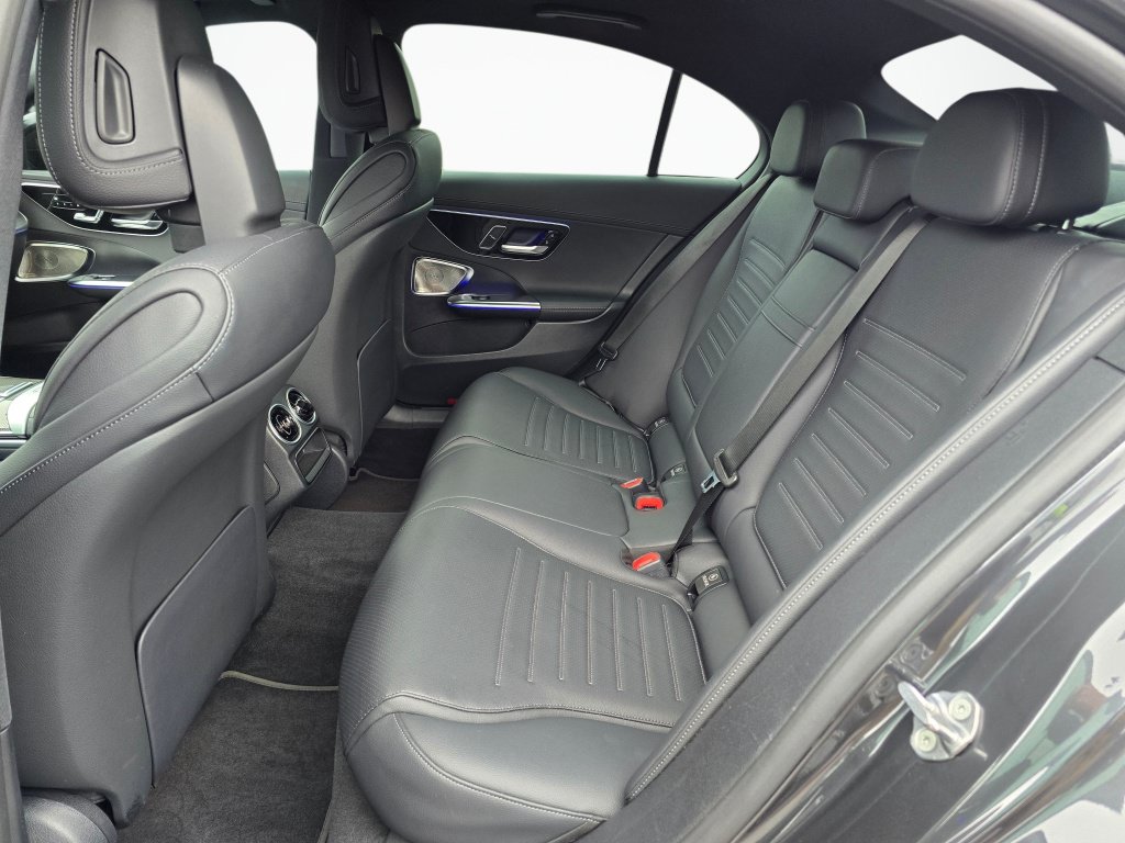 Used 2023 Mercedes-Benz C 300 4MATIC Sedan image 18