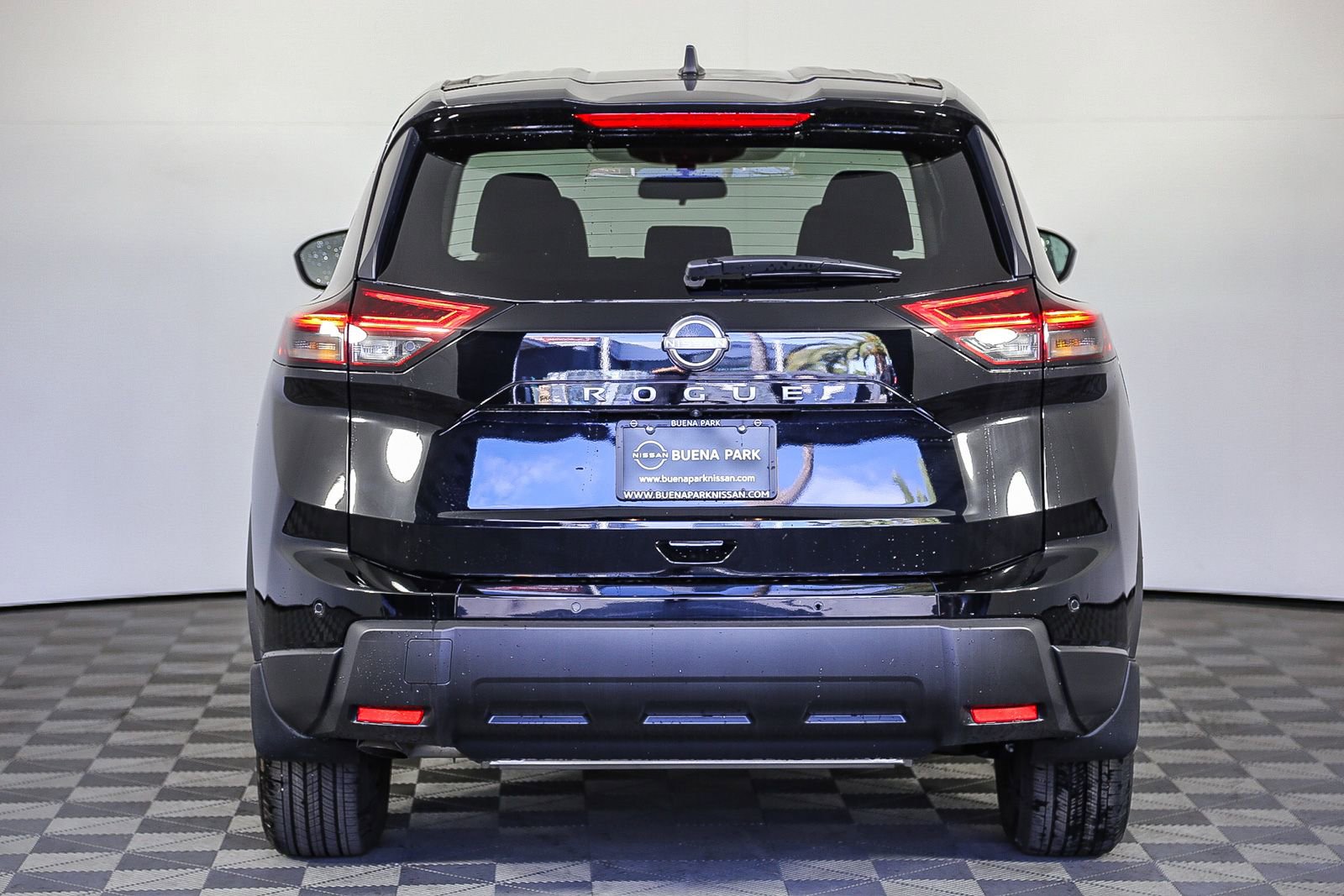 New 2026 Nissan Rogue S image 8