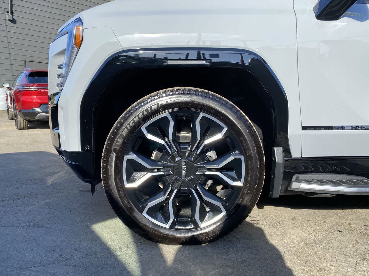 Used 2024 GMC Sierra EV Denali AWD/4WD image 11