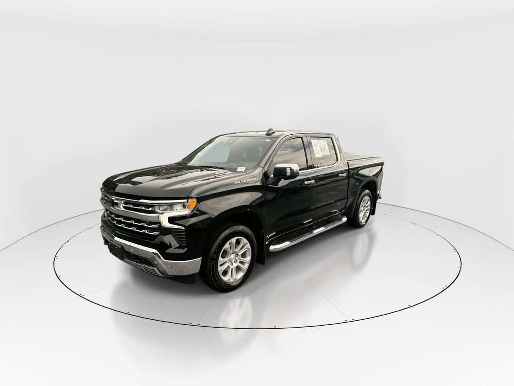 Used 2026 Chevrolet Silverado 1500 LTZ w/ LTZ Premium Package AWD/4WD image 4