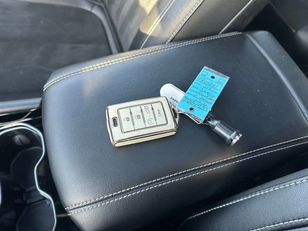 Used 2023 Jeep Grand Cherokee L Laredo image 34