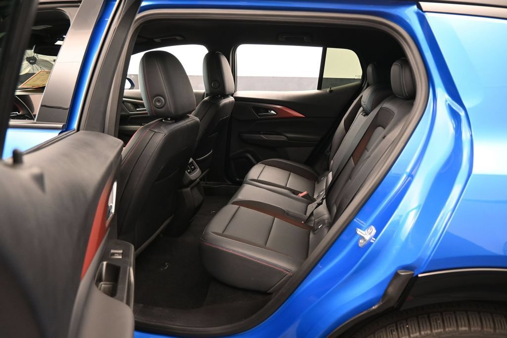 Used 2026 Chevrolet Equinox EV RS FWD image 36