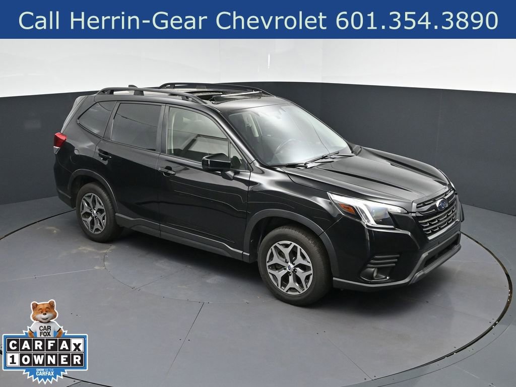 Used 2023 Subaru Forester Premium image 36