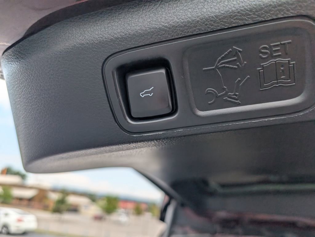 Used 2021 Ford Expedition Platinum image 10