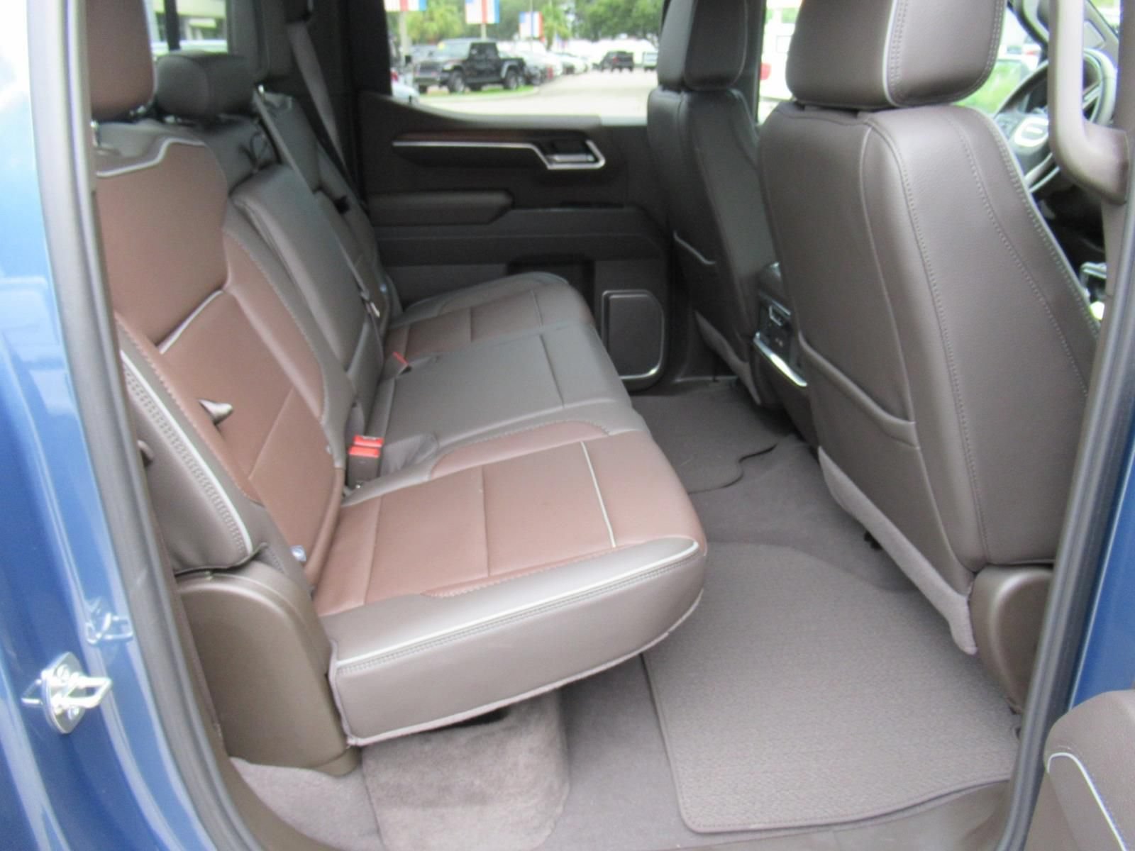 Used 2026 GMC Sierra 1500 Denali AWD/4WD image 34