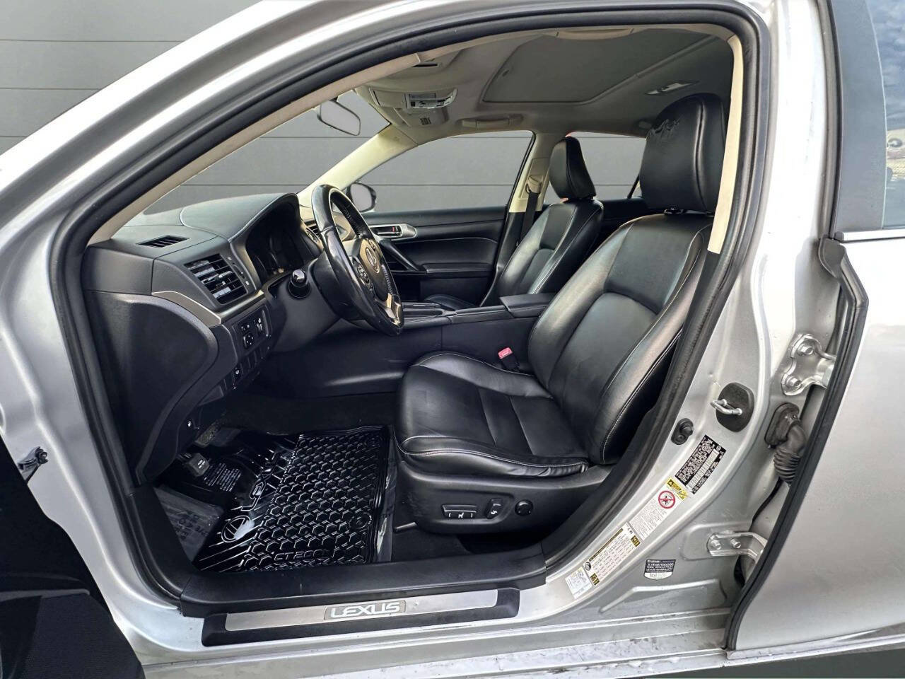 Used 2014 Lexus CT 200h image 14