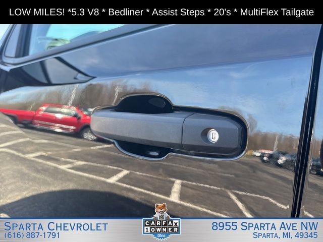 Used 2024 Chevrolet Silverado 1500 Custom Trail Boss w/ LPO, Dark Essentials Package image 10