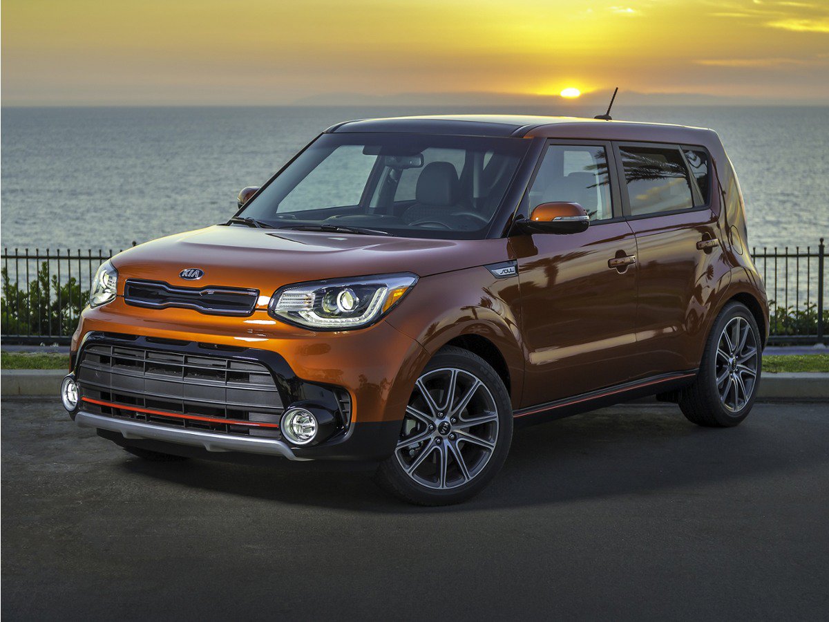 Used 2019 Kia Soul + FWD image 1
