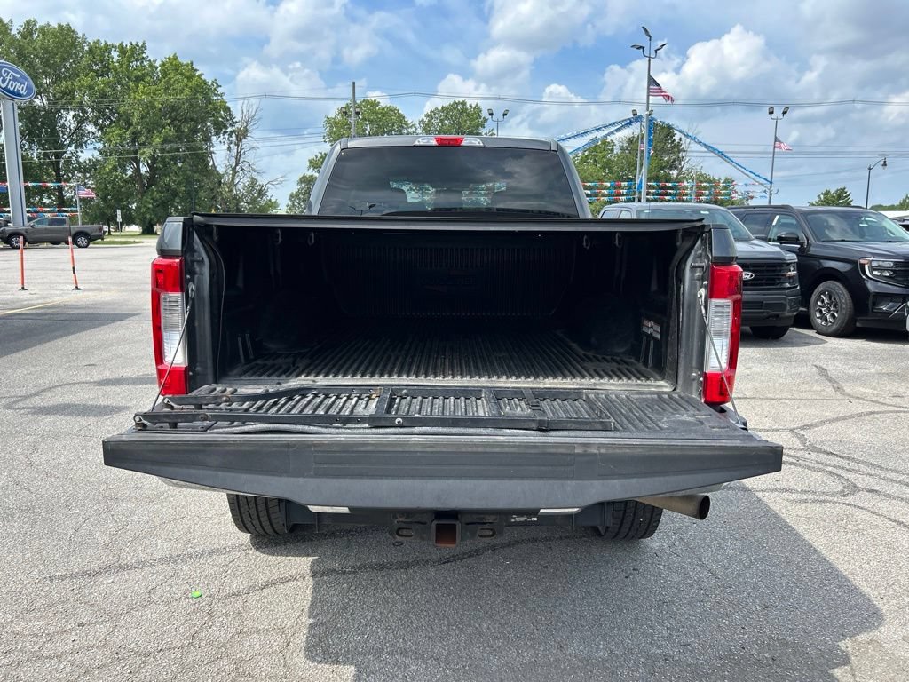 Used 2019 Ford F250 XLT AWD/4WD image 11