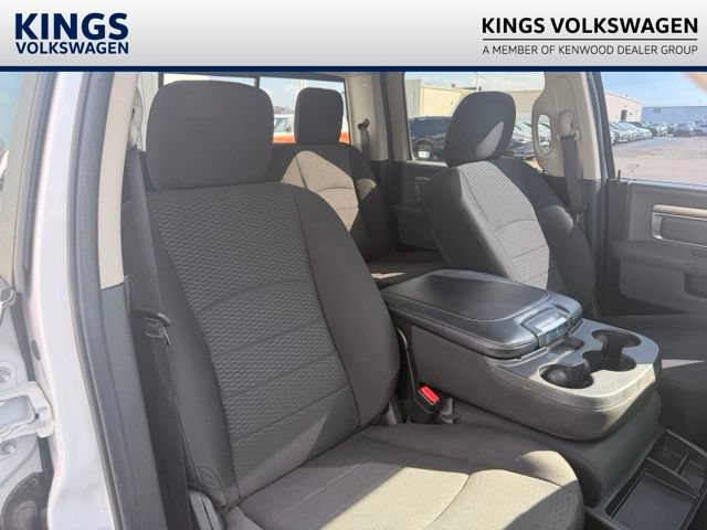 Used 2019 RAM 1500 Warlock AWD/4WD image 22
