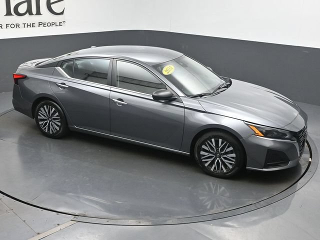 Used 2024 Nissan Altima 2.5 SV FWD image 52