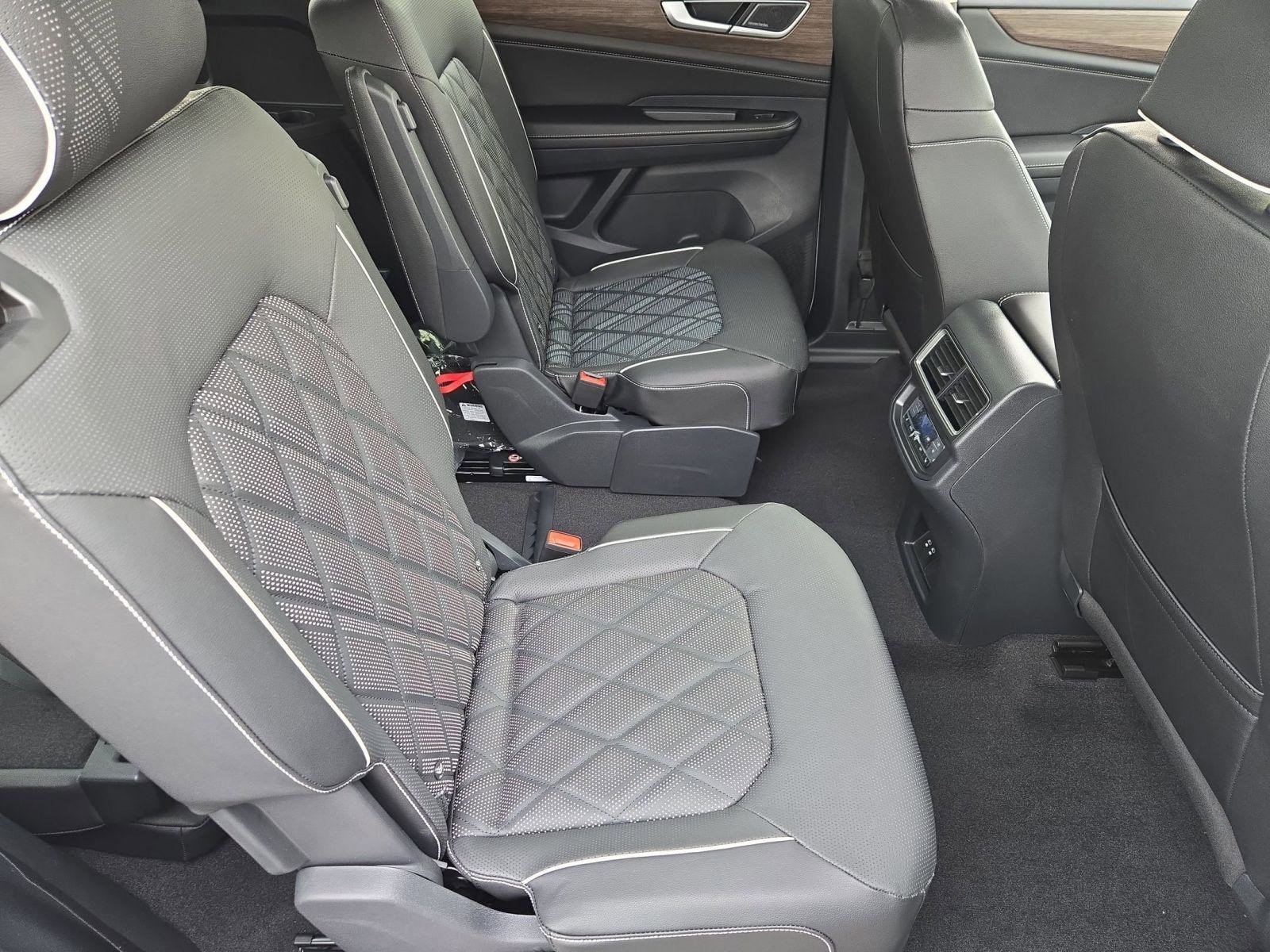 New 2026 Volkswagen Atlas SEL Premium R-Line image 30