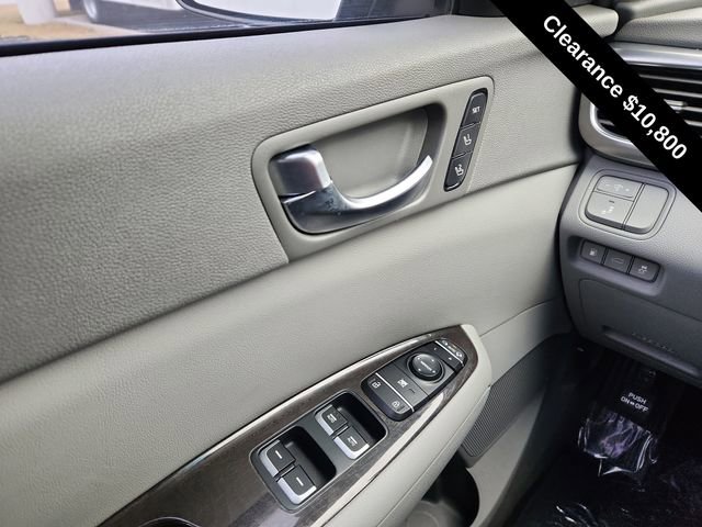 Used 2018 Kia Optima EX image 32