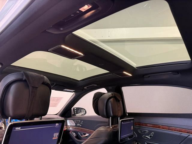 Used 2014 Mercedes-Benz S 550 Sedan image 28