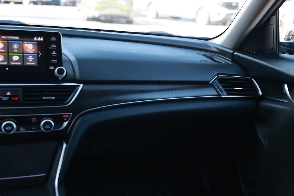 Used 2018 Honda Accord EX image 27
