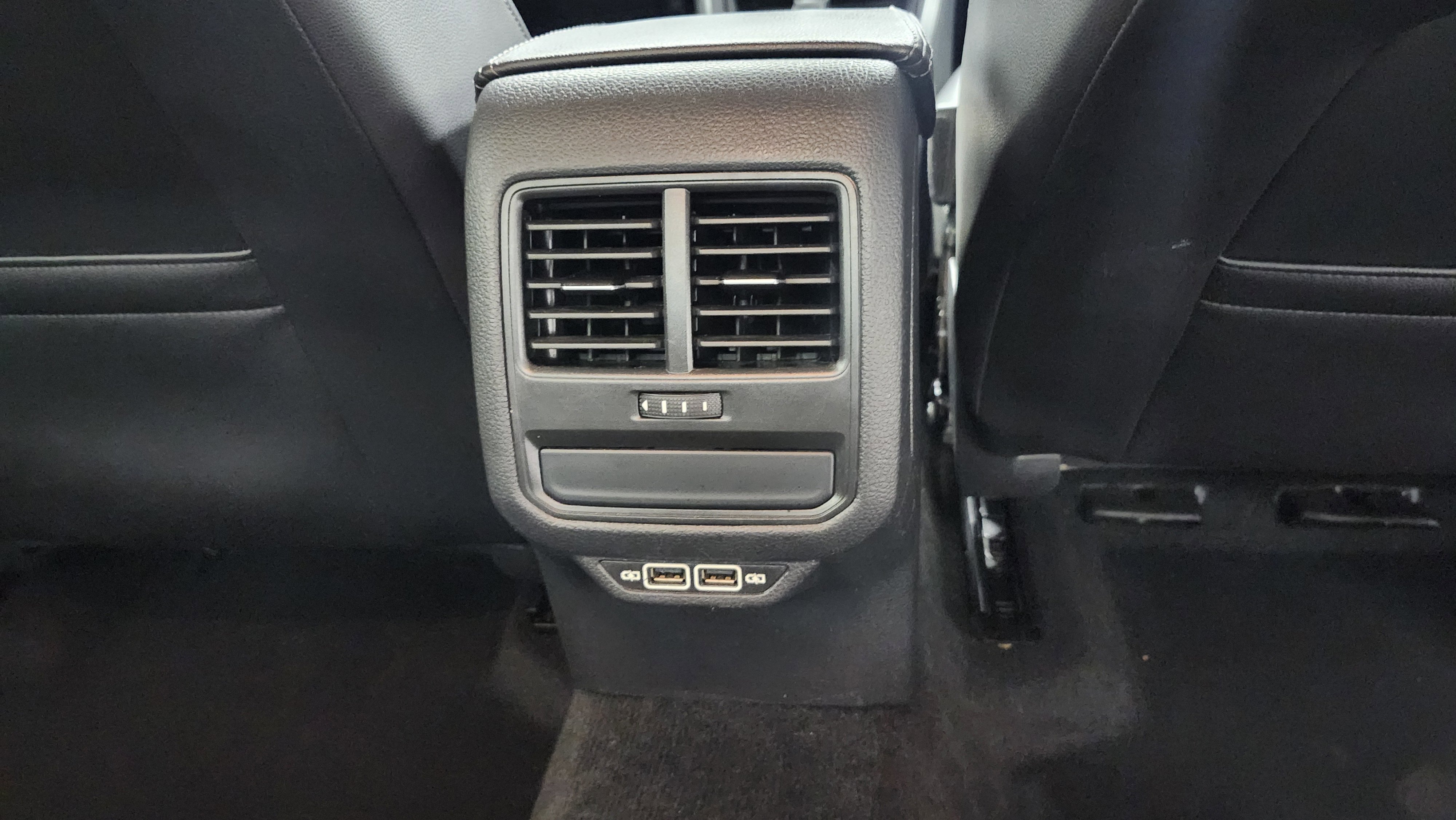 Used 2021 Volkswagen Passat 2.0T SE image 20