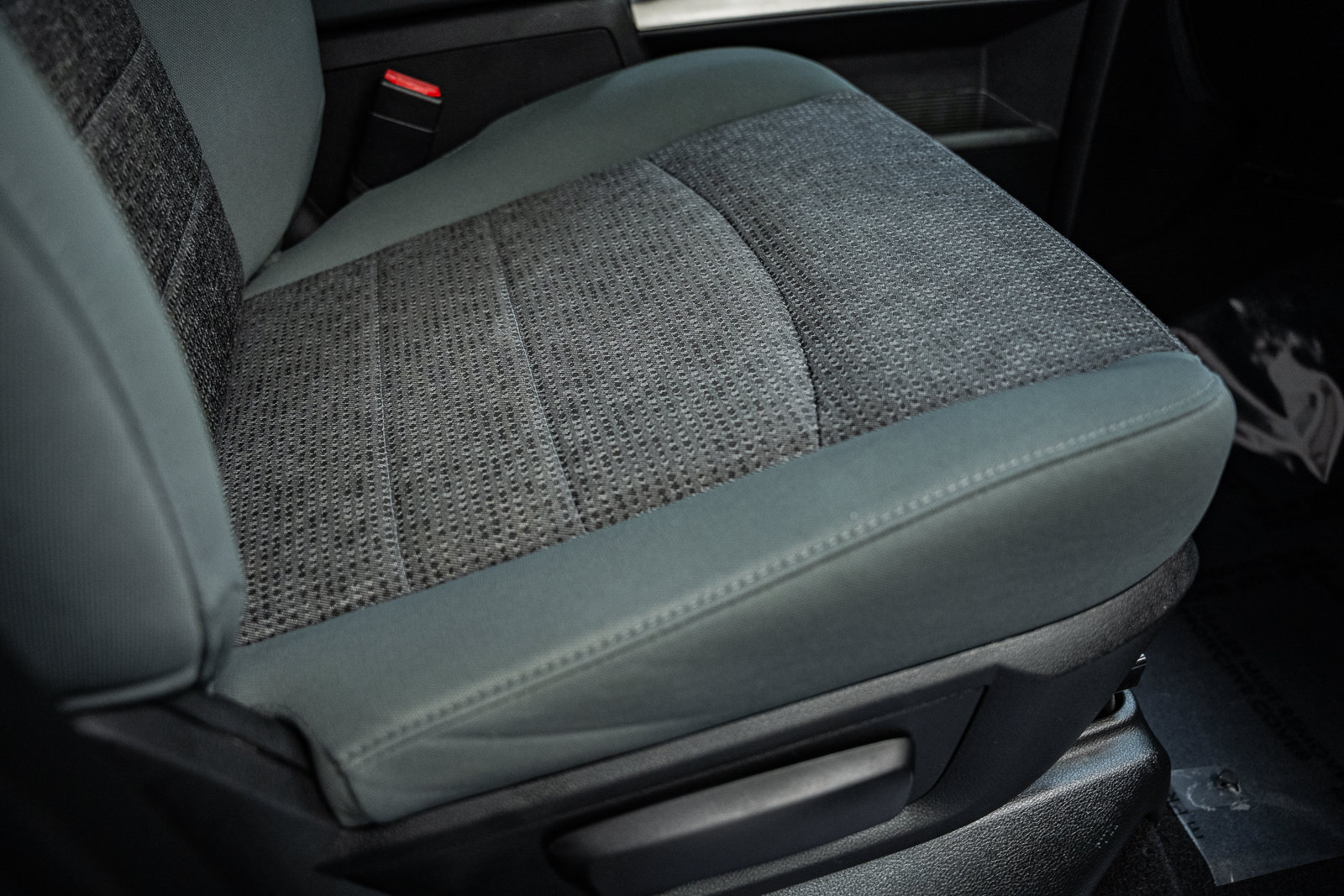 Used 2018 RAM 1500 Big Horn AWD/4WD image 33