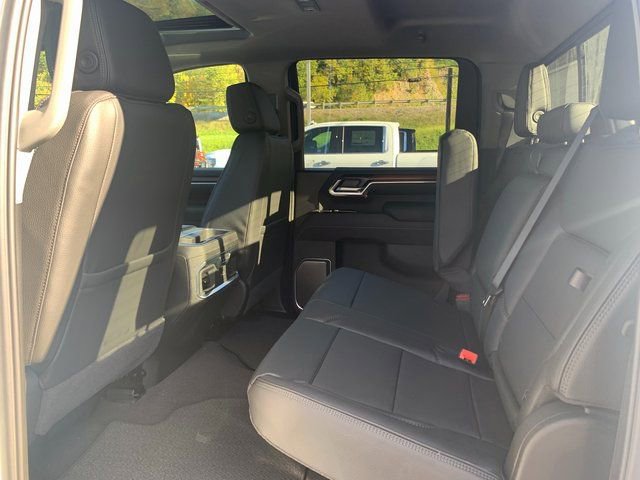 New 2026 GMC Sierra 2500 Denali w/ Denali Reserve Package image 15