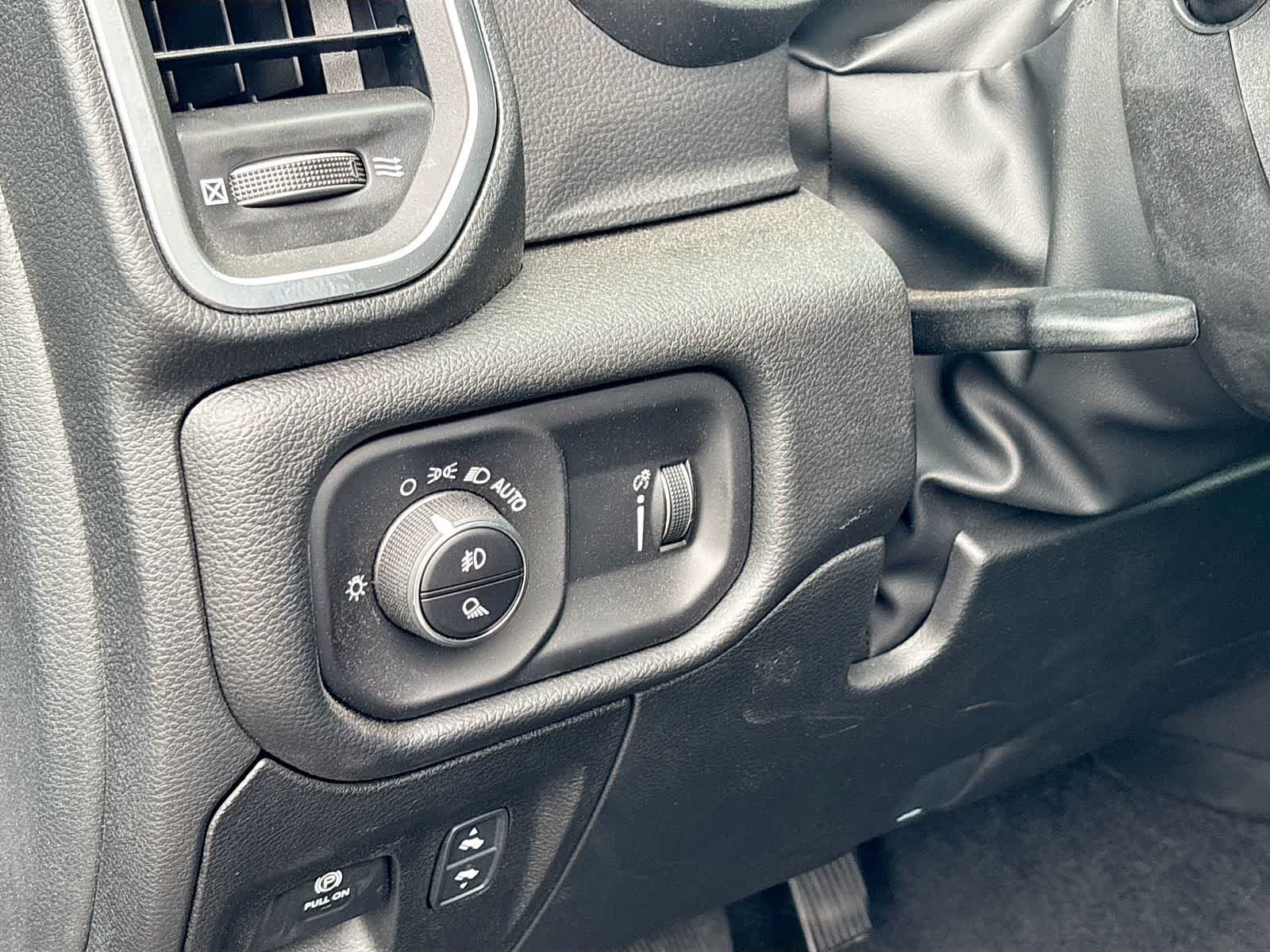 New 2026 RAM 1500 Big Horn AWD/4WD image 10