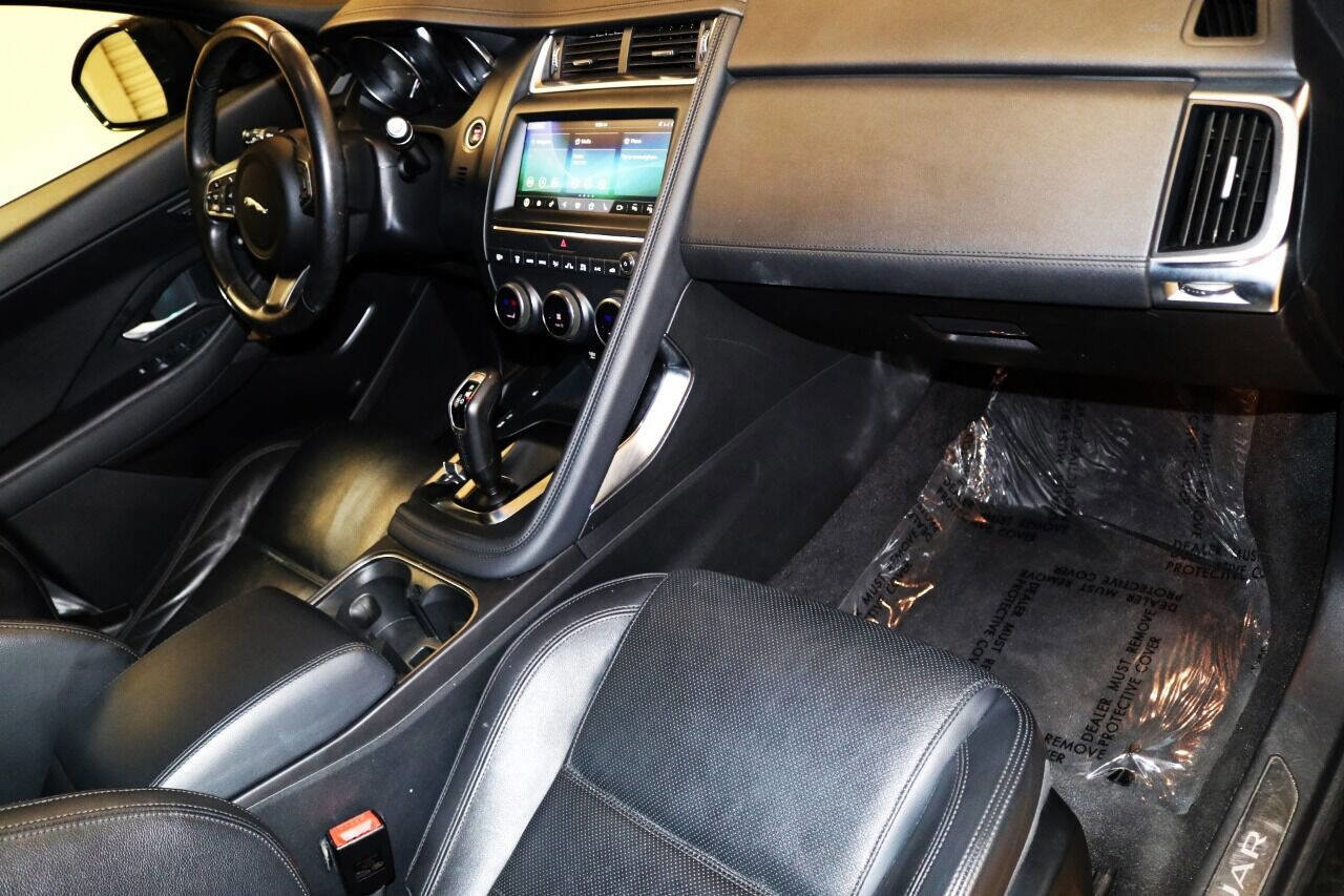 Used 2020 Jaguar E-PACE SE image 67