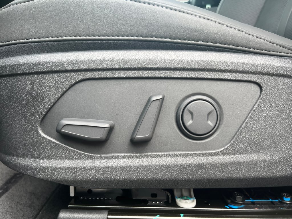 New 2026 Kia Sorento X-Line EX AWD/4WD image 16