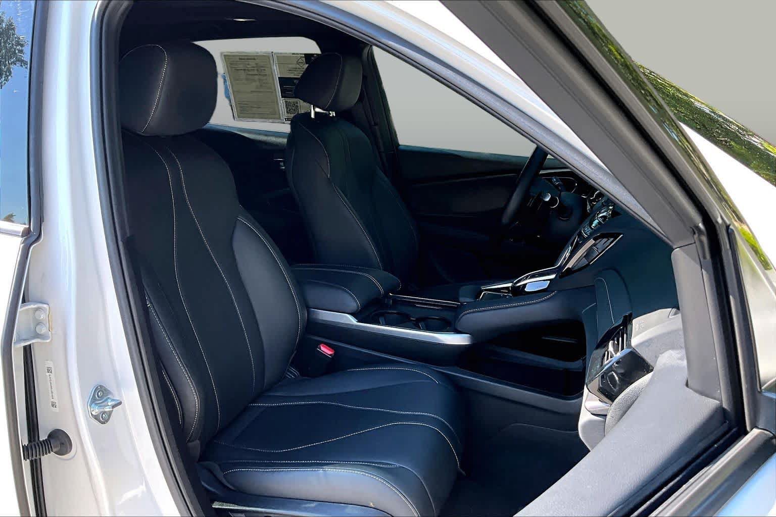 Certified 2025 Acura RDX SH-AWD image 9