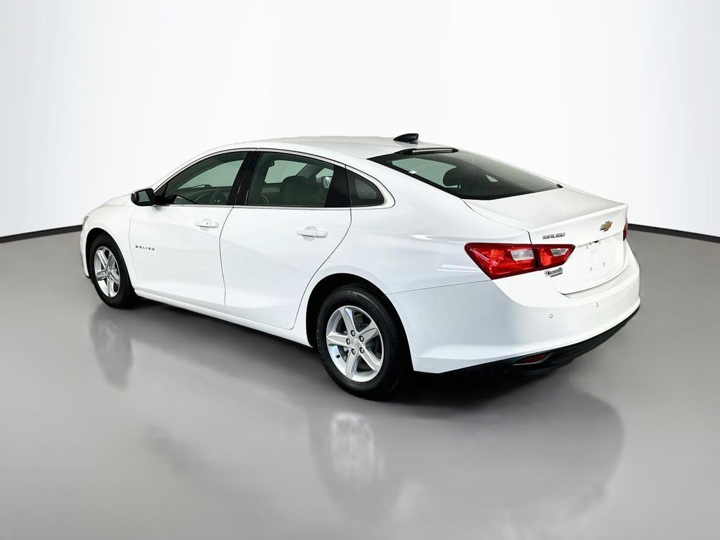 Used 2024 Chevrolet Malibu LS w/ Driver Confidence Package FWD image 5