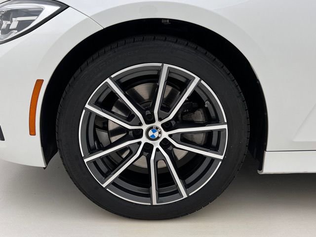 Certified 2022 BMW 330i xDrive Sedan w/ Driving Assistance Package AWD/4WD image 25