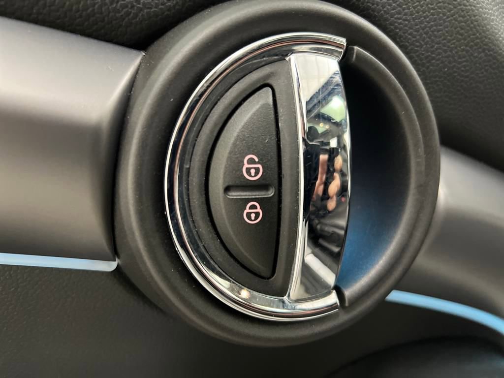 Used 2024 MINI Cooper S image 12