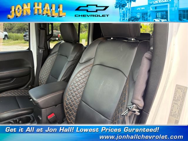 Used 2022 Jeep Gladiator Overland AWD/4WD image 19