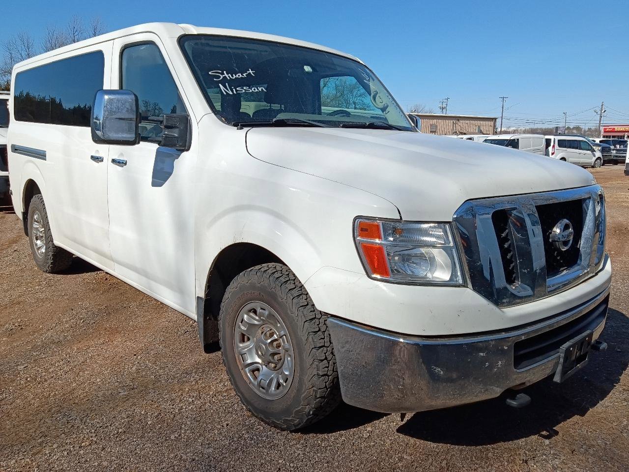 Used 2016 Nissan NV 3500 SV w/ SV Technology Package image 3