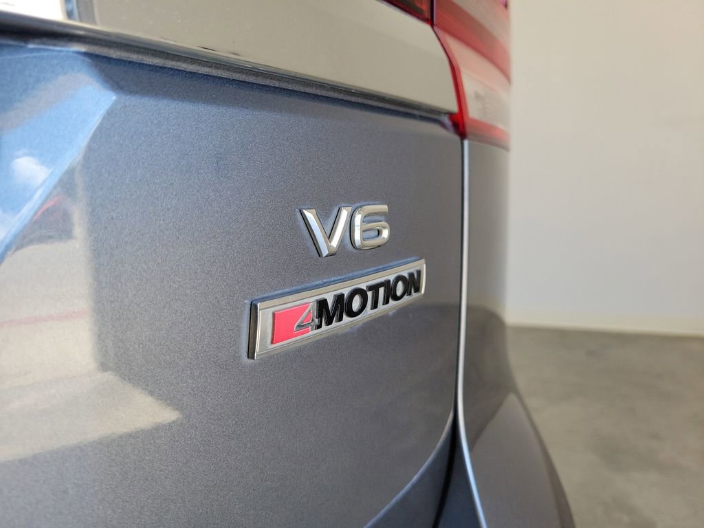 Used 2018 Volkswagen Atlas SE AWD/4WD image 8