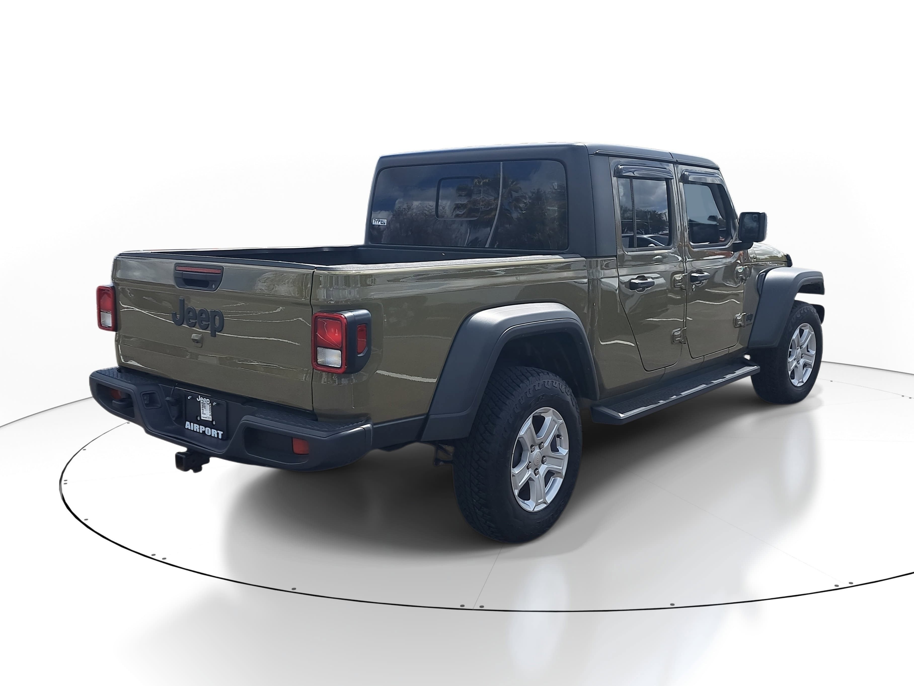 Used 2025 Jeep Gladiator Sport AWD/4WD image 11