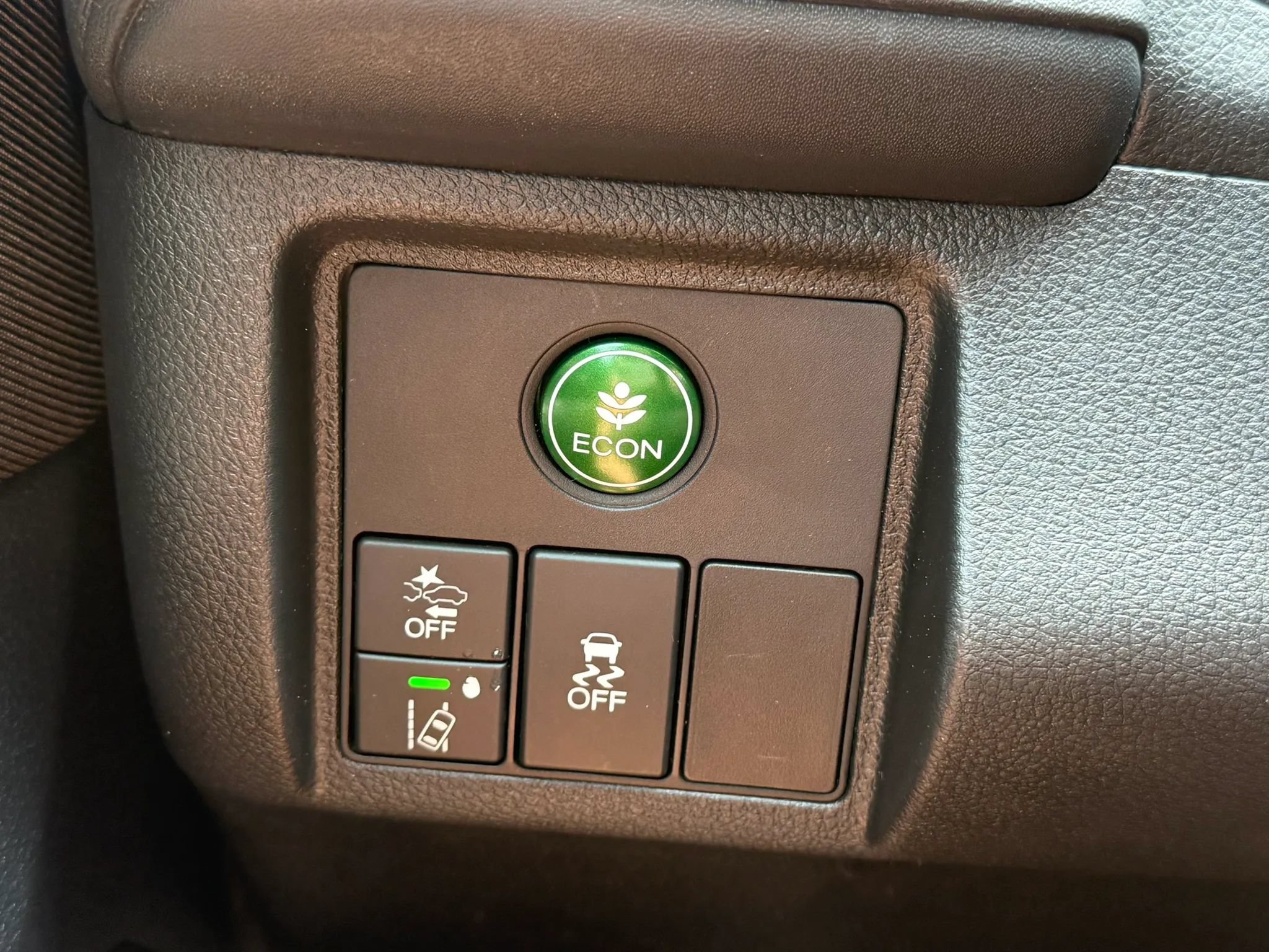 Used 2021 Honda HR-V EX image 25