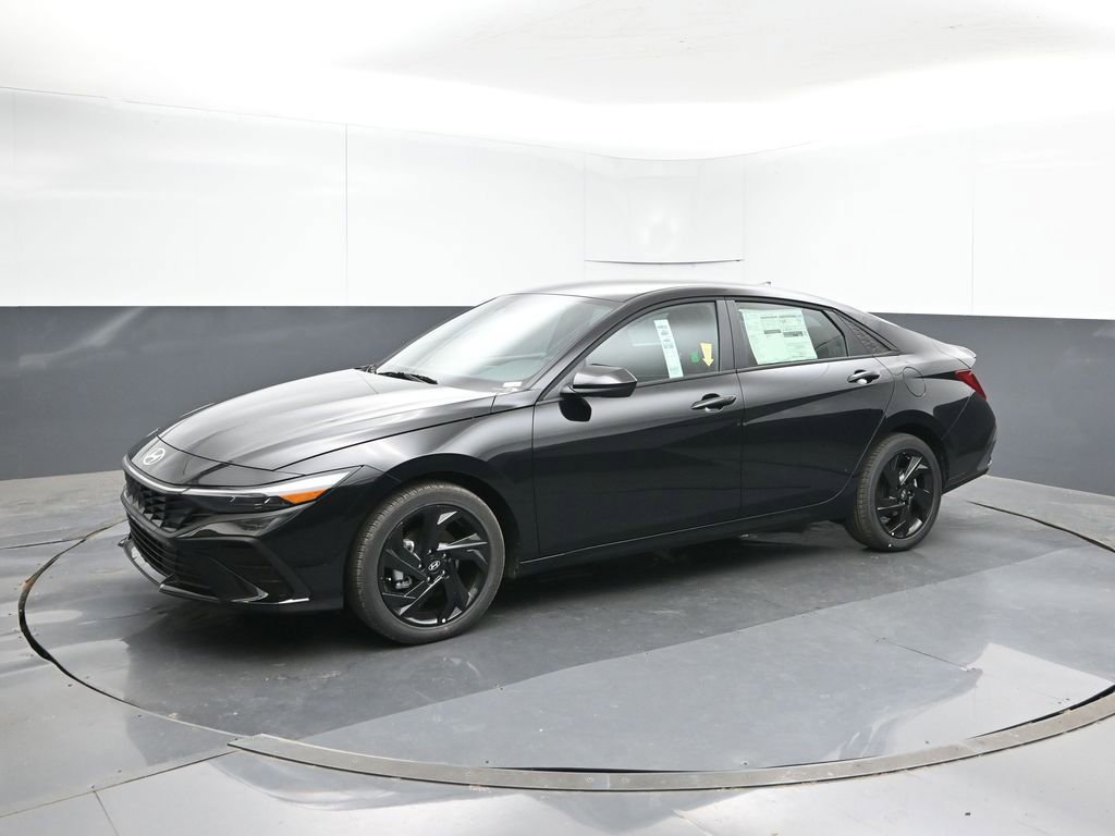 New 2026 Hyundai Elantra Sport image 2